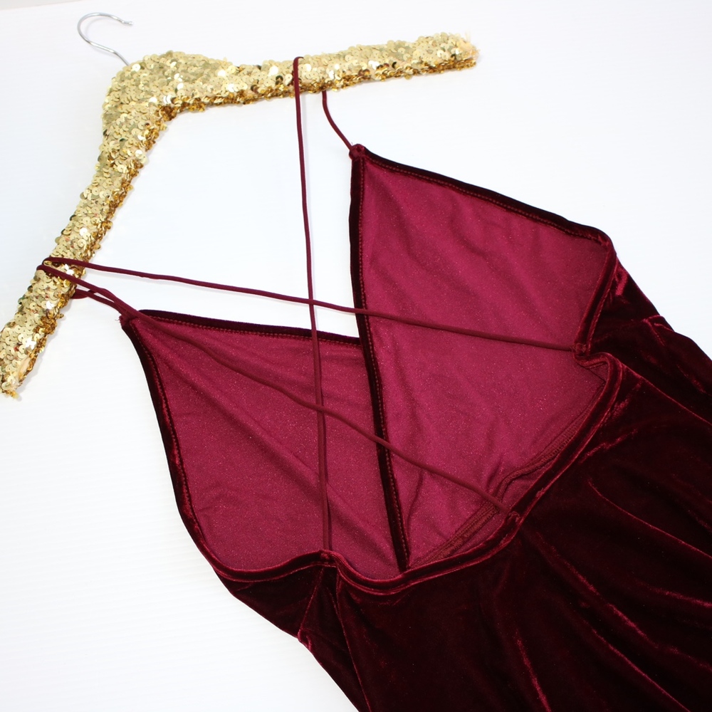Burgundy Red Strappy Backless Velvet Wrap Dress - Picture 8 of 8